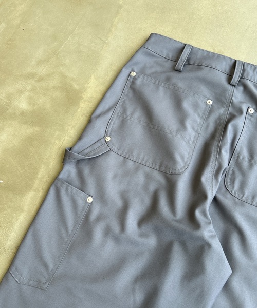 UNDERSTATEMENTs（アンダーステイトメント）の「【ユニセックス】ダブルニーペインターストレートワイドスラックス（スラックス・メンズ・ブラック系その他/グレー・SMALL/LARGE/MEDIUM）」の4枚目の写真