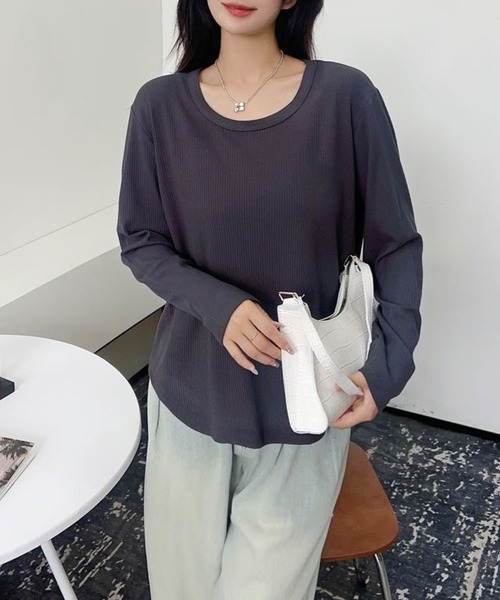aimoha（アイモハ）の「ロングスリーブリブトップス（Tシャツ/カットソー・レディース・ベージュ/ホワイト/ワインレッド/グレー/ブラック/ネイビー・FREE）」の12枚目の写真
