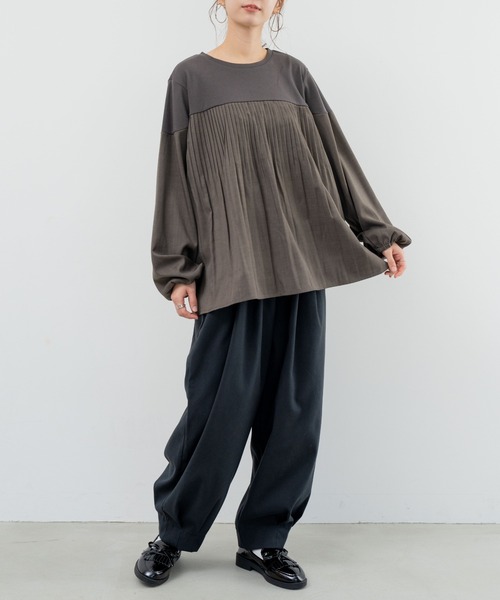 refinedworks（リファインドワークス）の「【refinedworks】リファインドワークスで人気のエッグパンツをリニューアル！（その他パンツ・レディース・ベージュ/チャコールグレー/カーキ・FREE）」の6枚目の写真
