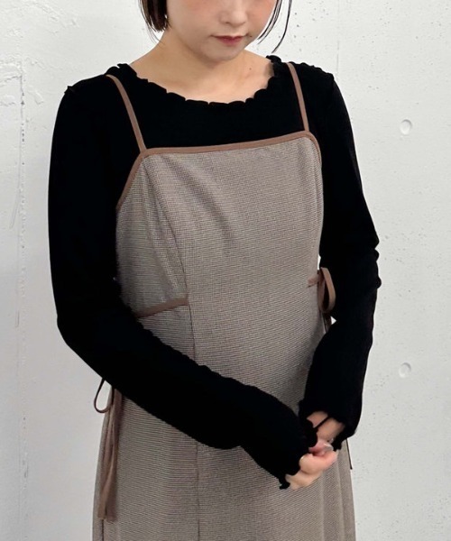 archives(アルシーヴ)の「アウトメロークルーネックカットプルオーバー(Tシャツ/カットソー・レディース・ブラック/オフホワイト/ワインレッド/ダークブルー・MEDIUM)」の22枚目の写真