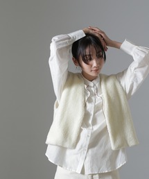 ライトボアクロップドジレ