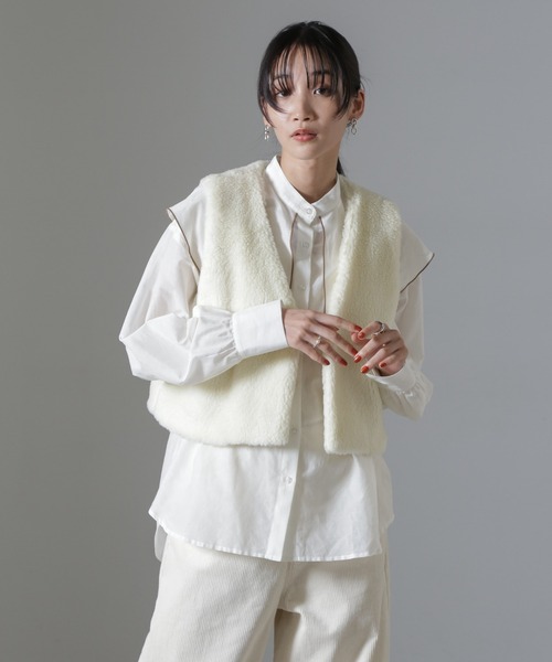 NANO universe（ナノユニバース）の「ライトボアクロップドジレ（ベスト・レディース・ブラック/グレー/アイボリー・FREE）」の4枚目の写真