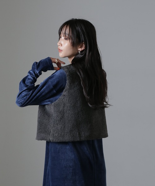 NANO universe（ナノユニバース）の「ライトボアクロップドジレ（ベスト・レディース・ブラック/グレー/アイボリー・FREE）」の19枚目の写真