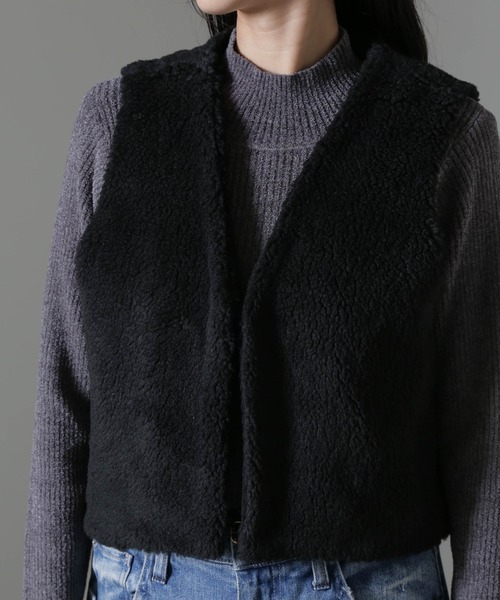 NANO universe（ナノユニバース）の「ライトボアクロップドジレ（ベスト・レディース・ブラック/グレー/アイボリー・FREE）」の8枚目の写真