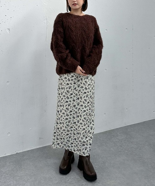 archives（アルシーヴ）の「単色花柄ギャザーナロースカート（スカート・レディース・オフホワイト/ブラック・MEDIUM）」の4枚目の写真