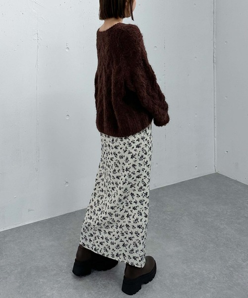 archives（アルシーヴ）の「単色花柄ギャザーナロースカート（スカート・レディース・オフホワイト/ブラック・MEDIUM）」の6枚目の写真