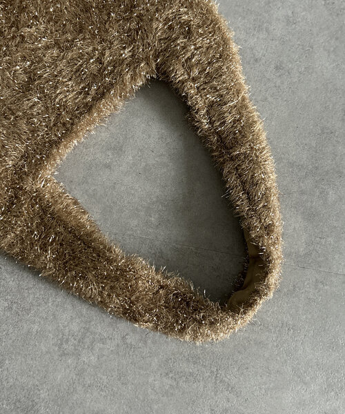 Thevon（ゼボン）の「メタリックフェザーバッグ（トートバッグ・レディース・ベージュ/ネイビー・FREE）」の8枚目の写真