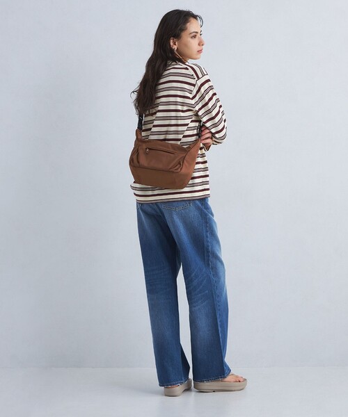 green label relaxing(グリーンレーベルリラクシング)の「2WAY BOXショルダーバッグ -はっ水-(ショルダーバッグ・レディース・ブラウン/ブラック/オフホワイト・FREE)」の4枚目の写真