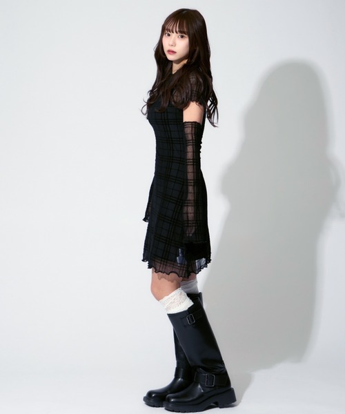 ALLuRing ChaRm（アリュリングチャーム）の「Plaid See-through Mini Dress / シースルーチェック柄ミニワンピース 3点セット（ワンピース・レディース・ブラック・FREE）」の3枚目の写真