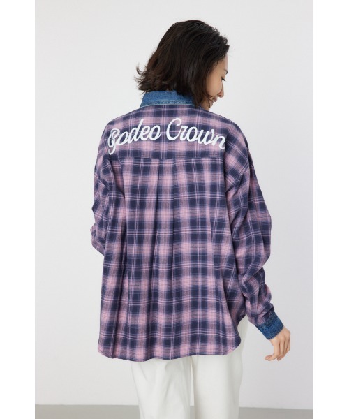 RODEO CROWNS WIDE BOWL（ロデオクラウンズワイドボウル）の「デニムドッキングチェックシャツ（シャツ/ブラウス・レディース・ブラック系その他/ブラウン系その他/ブルー系その他3・FREE）」の17枚目の写真