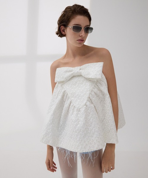 CHARLES & KEITH（チャールズ & キース）の「Inara イナラ メタリックリムサングラス（サングラス・レディース・シルバー/ブラック・FREE）」の9枚目の写真