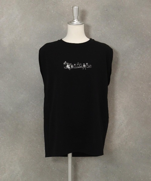 STUDIO PICONE（スタジオピッコーネ）の「ボックス型ノースリトップス（Tシャツ/カットソー・レディース・ホワイト/ブラック/ネイビー/イエロー・LL/M/L）」の3枚目の写真
