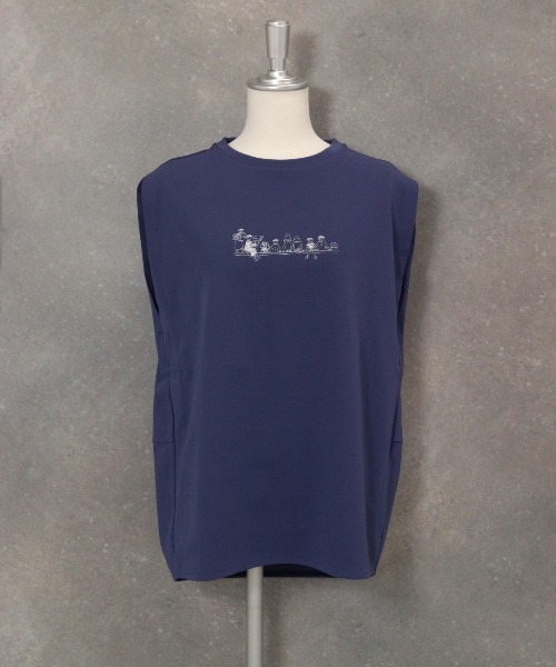 STUDIO PICONE（スタジオピッコーネ）の「ボックス型ノースリトップス（Tシャツ/カットソー・レディース・ホワイト/ブラック/ネイビー/イエロー・LL/M/L）」の5枚目の写真