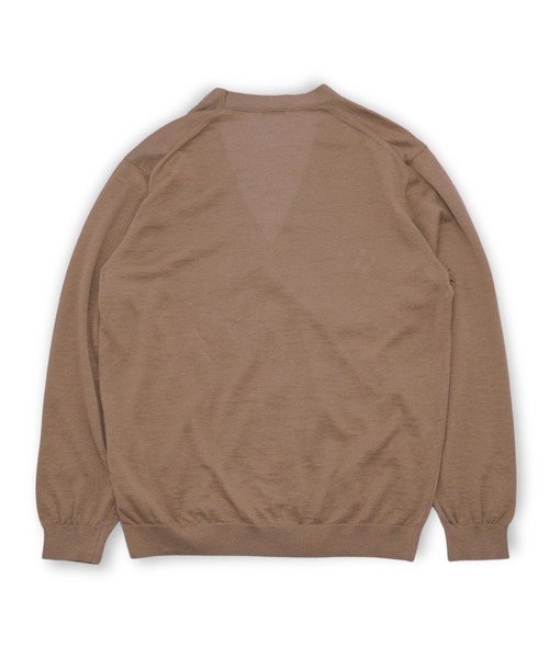 ATON(エイトン)の「【ATON】 RAMIE CASHMERE V-NECK KNIT CARDIGAN(カーディガン/ボレロ・メンズ・キャメル・4)」の4枚目の写真