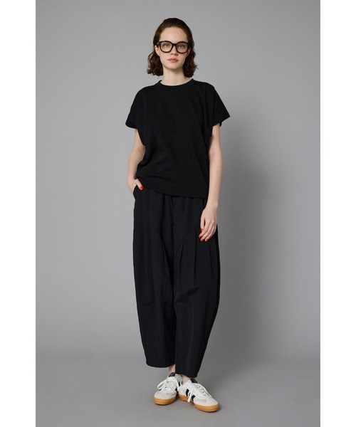 HeRIN.CYE（ヘリンドットサイ）の「Round cut tops　　ラウンドカットトップス（Tシャツ/カットソー・レディース・ホワイト/ピンク/ベージュ/ブラック・FREE）」の12枚目の写真