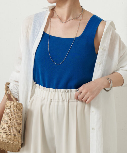 Jena espace merveilleux（ジェナ　エスパスメルヴェイユ）の「【シャツのインナーに◎】スクエアタンクトップ（キャミソール・レディース・ブラック/ライトグレー/ピンク/オフホワイト/ブルー・FREE）」の4枚目の写真