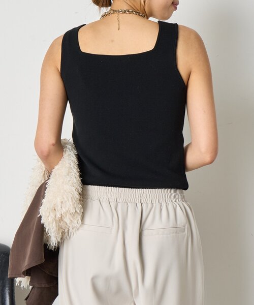 Jena espace merveilleux（ジェナ　エスパスメルヴェイユ）の「【シャツのインナーに◎】スクエアタンクトップ（キャミソール・レディース・ブラック/ライトグレー/ピンク/オフホワイト/ブルー・FREE）」の9枚目の写真