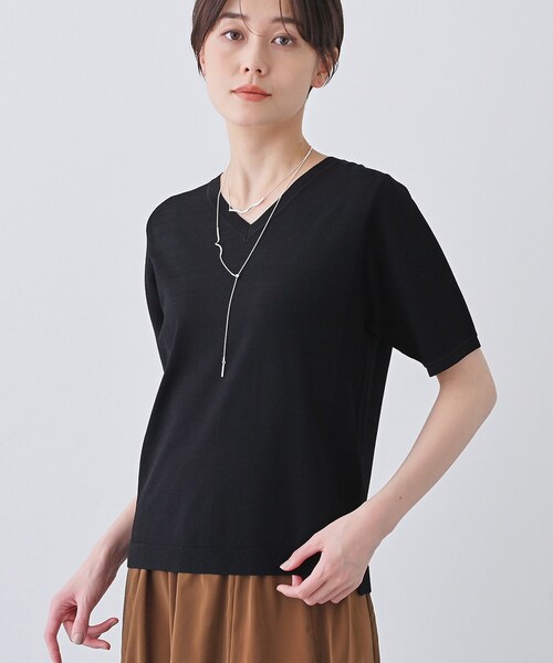 INDIVI(インディヴィ)の「【洗える/清涼感】レーヨンストレッチ 安心丈の半袖ニット(ニット/セーター・レディース・オレンジ/ホワイト/グリーン/ナチュラル/ブラック・05/13/38/15 /34/19)」の3枚目の写真