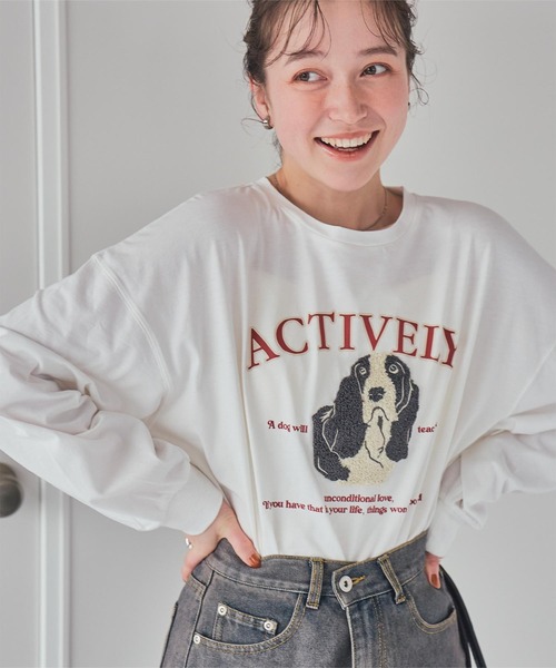 titivate（ティティベイト）の「ドッグ刺繍ビッグロングTシャツ（Tシャツ/カットソー・レディース・オフホワイト/ライトブルー/ホワイト系その他・M）」の4枚目の写真