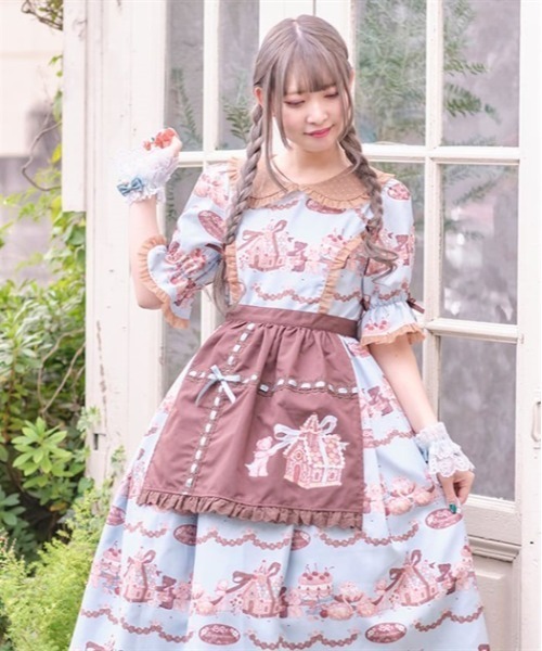 クマの学校　axes femme コラボ　エプロン　レディース axes femme（アクシーズファム）の「くまのがっこう／エプロン