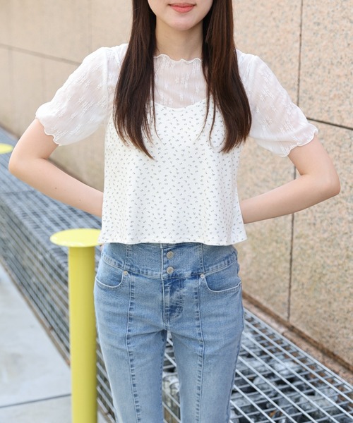 LAC-VERT(ラック・ヴェール)の「シアーT+小花柄キャミセット(Tシャツ/カットソー・レディース・ブラック/ホワイト・FREE)」の4枚目の写真
