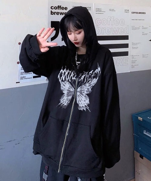 VIBGYOR（ヴィブジョー）の「[NARULA/ナルラ]オーバーサイズ バタフライ グラフィック ジップ パーカー(CZ)（パーカー・レディース・グレー/ブラック/ホワイト・FREE）」の3枚目の写真