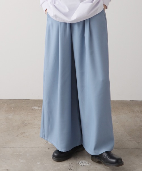 ROOPTOKYO(ループトウキョウ)の「ROOP TOKYO×やーこん 2タックワイドPT(スラックス・メンズ・ブラック/ブルー・L/M)」の2枚目の写真