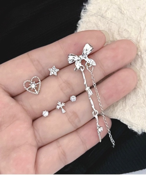 MASHIRO（マシロ）の「【MASHIRO】リボンチェーン/ミックスモチーフシルバーピアス6点セット（MA/EK239）（ピアス（両耳用）・メンズ・シルバー・FREE）」の3枚目の写真