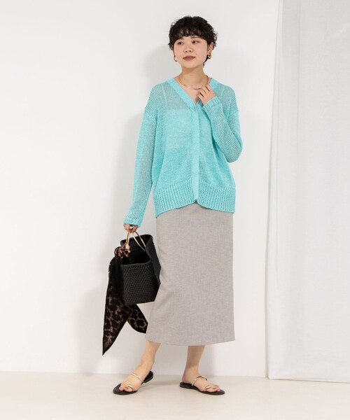 Rie Miller(リエミラー)の「《手洗い可能》ギマ ポリ/リネン Vネックカーディガン(カーディガン/ボレロ・レディース・ホワイト/サックスブルー/ブラック・38)」の11枚目の写真