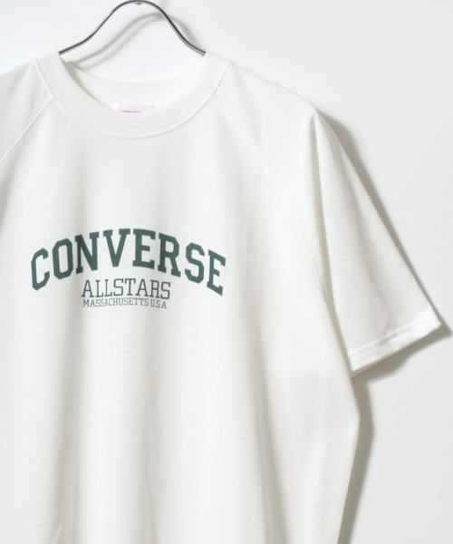 CONVERSE(コンバース)の「CONVERSE/コンバース オーバーサイズ 裏毛 カレッジロゴ ワンポイントサガラ刺繍 ラグラン半袖Tスウェット トレーナー(Tシャツ/カットソー・レディース・グレー系その他/ブラック/ブラック系その他/アッシュグレー/グリーン系その他/ホワイト系その他/ホワイト/ライトグリーン・M/L)」の2枚目の写真