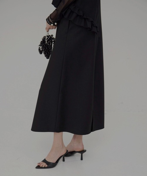 MIELI INVARIANT（ミエリインヴァリアント）の「Manish Twill Frill Dress（ワンピース・レディース・ブラック/グレー・FREE）」の21枚目の写真