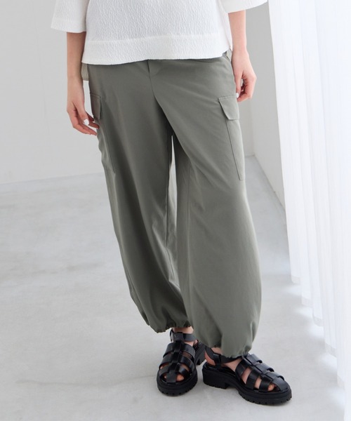 R-ISM(リズム)の「【洗える】パラシュートパンツ(その他パンツ・レディース・カーキ/ブラック・2/4)」の13枚目の写真