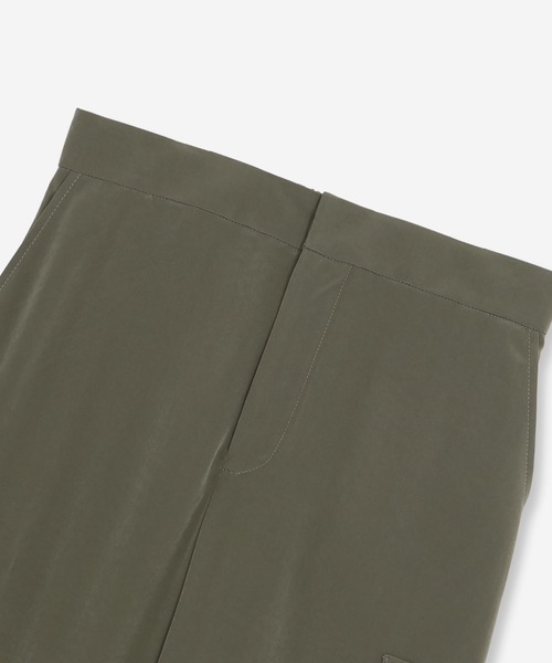 R-ISM(リズム)の「【洗える】パラシュートパンツ(その他パンツ・レディース・カーキ/ブラック・2/4)」の18枚目の写真