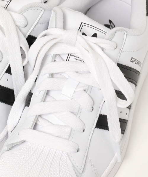 adidas(アディダス)の「【HEREIAM】adidas(アディダス)SUPERSTAR II(スニーカー・レディース・ホワイト×ブラック/ブラック×ホワイト/ブラック・SMALL/MEDIUM)」の6枚目の写真