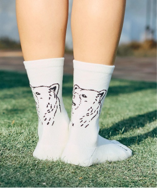 go slow caravan(ゴースローキャラバン)の「ジャガード クルーソックス(ソックス/靴下・メンズ・バイオレット/ブラック/ホワイト/ネイビー/オレンジ/ブルー系その他・LARGE/MEDIUM)」の1枚目の写真