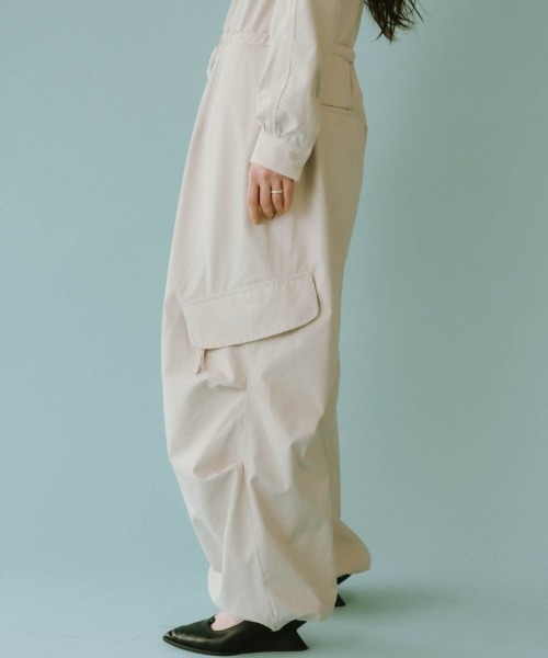 Knuth Marf（クヌースマーフ）の「-high-end- collarless jumpsuit（つなぎ/オールインワン・レディース・ブラック/ベージュ・FREE）」の8枚目の写真