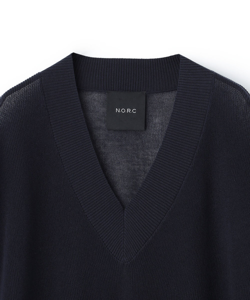 N.O.R.C(ノーク)の「Vネックニットプルオーバー【SARACO】(ニット/セーター・レディース・ブラウン/ネイビー・フリー)」の7枚目の写真