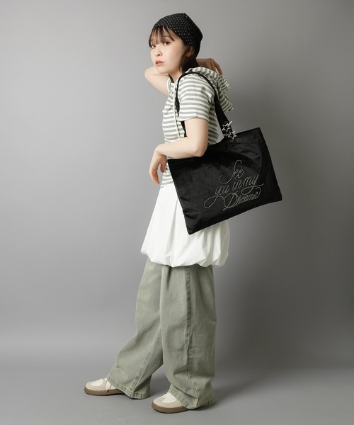 SPINNS（スピンズ）の「スエードトートバッグ/ラインストーンロゴ（トートバッグ・レディース・ブラック/アイボリー/レオパード・ONESIZE）」の15枚目の写真