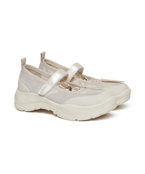 ROCKFISH WEATHERWEAR(ロックフィッシュウェザーウェア)の「FLATFORM STRING MARYJANE(スニーカー・レディース・クリーム/グレー/ピンク/ライトグレー/ブラック・25.0cm/24.5cm/24.0cm/23.5cm/23.0cm)」の14枚目の写真