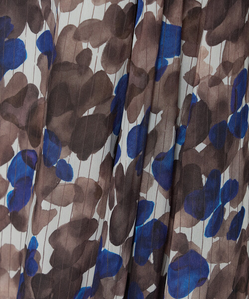 K.T KIYOKO TAKASE（キヨコタカセ）の「強撚カッセンアートプリント ハンカチーフヘムスカート（スカート・レディース・ブラウン・11号/9号/7号）」の2枚目の写真