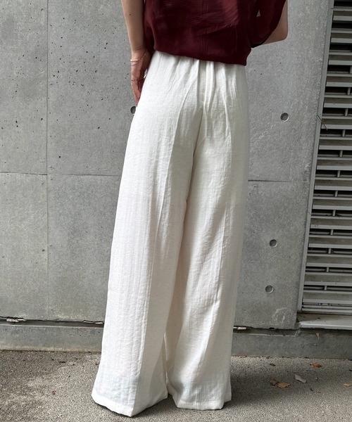 LAULEN(ローレン)の「linen wide relax pants /コード付き ワイド リラックス パンツ(その他パンツ・レディース・ブラック/ベージュ/アイボリー・FREE)」の4枚目の写真