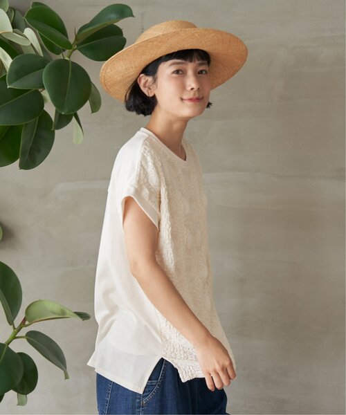 LBC（エルビーシー）の「【プチプラ1990円（税込）】レースジャカード切り替えプルオーバー（Tシャツ/カットソー・レディース・ホワイト/グリーン/ピンク/ネイビー・L/M）」の11枚目の写真