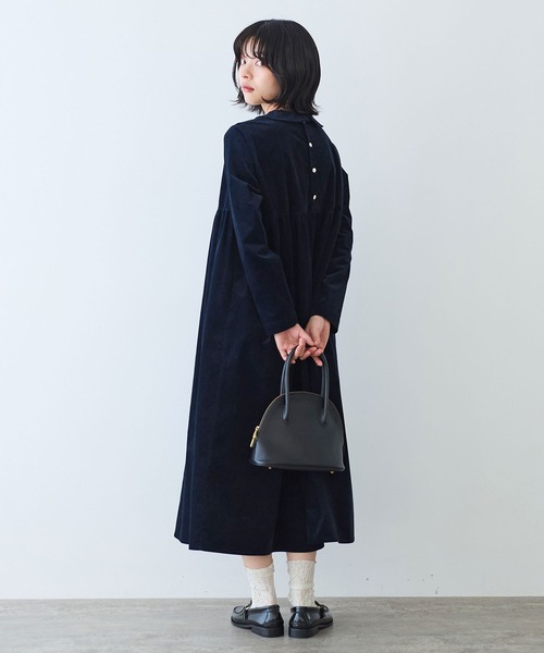 bulle de savon（ビュルデサボン）の「細コール 丸衿ワンピース（ワンピース・レディース・ネイビー/ブルー・FREE）」の5枚目の写真