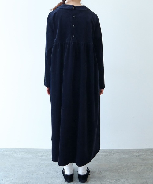 bulle de savon（ビュルデサボン）の「細コール 丸衿ワンピース（ワンピース・レディース・ネイビー/ブルー・FREE）」の10枚目の写真