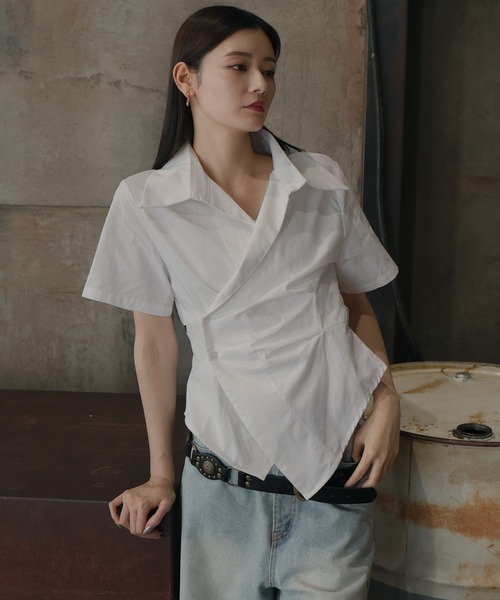 Mili affinity（ミリアフィニティー）の「ウエストタッククロス半袖シャツ（シャツ/ブラウス・レディース・オフホワイト/ブルー/ストライプ・FREE）」の12枚目の写真