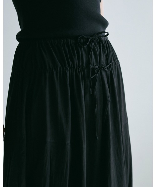 anuke（アンヌーク）の「Volume Balloon Skirt（スカート・レディース・ホワイト/ブラック・36inch/38inch）」の6枚目の写真