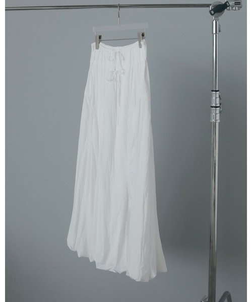 anuke（アンヌーク）の「Volume Balloon Skirt（スカート・レディース・ホワイト/ブラック・36inch/38inch）」の13枚目の写真