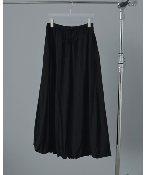 anuke（アンヌーク）の「Volume Balloon Skirt（スカート・レディース・ホワイト/ブラック・36inch/38inch）」の12枚目の写真