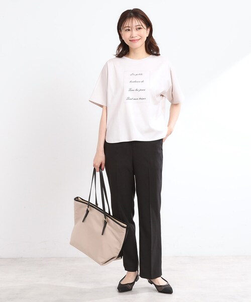 Reflect(リフレクト)の「【UVカット/接触冷感/マシンウォッシュ可】ドルマンスリーブロゴTシャツ(Tシャツ/カットソー・レディース・ネイビー/オフホワイト/ライトベージュ・00)」の15枚目の写真