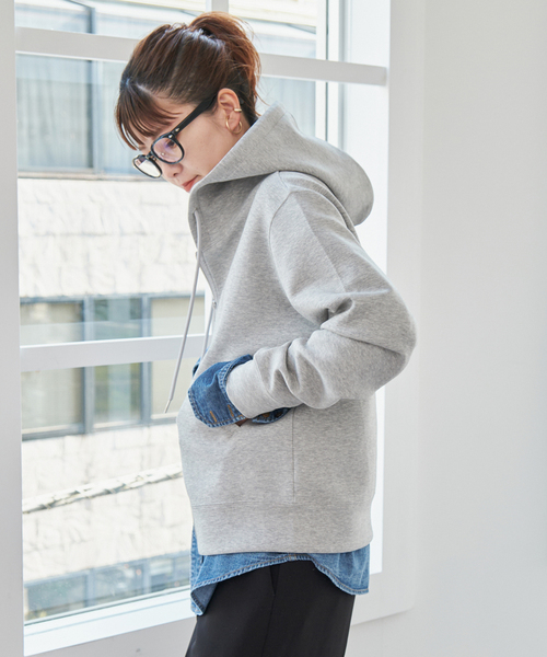 Spick & Span（スピックアンドスパン）の「《追加》ストレッチジップフードパーカー（パーカー・レディース・チャコールグレー/ライトグレー/ブラウン・FREE）」の20枚目の写真